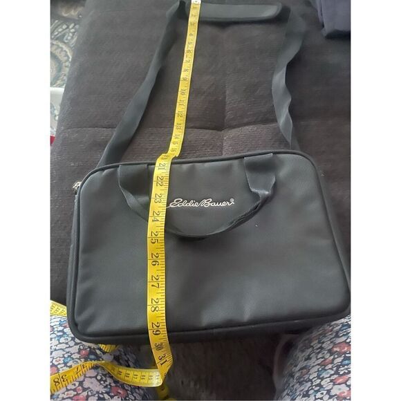 Eddie Bauer Gray Portable Spacious Shoulder Strap Zipper Closure Camera Case - Picture 6 of 12